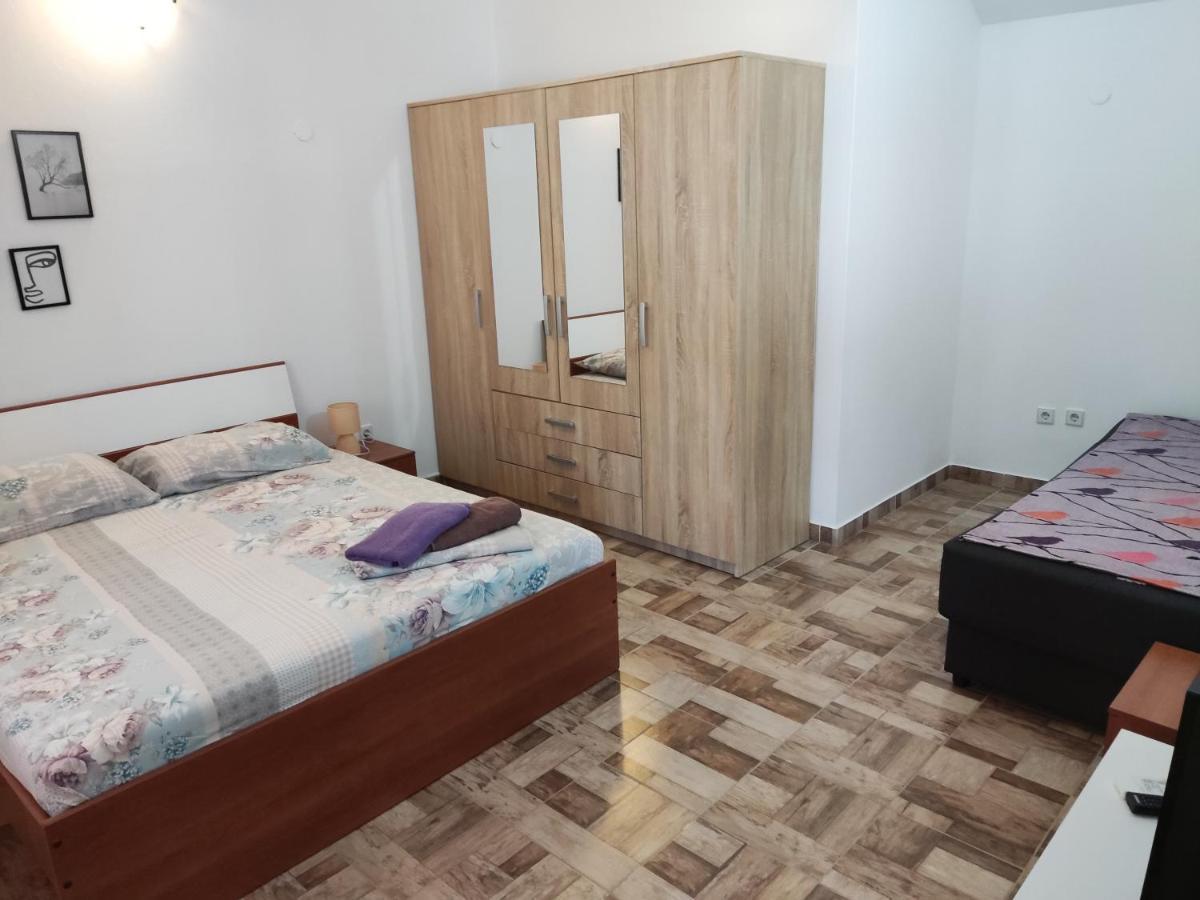 Apartments Sunce Лумбарда Экстерьер фото